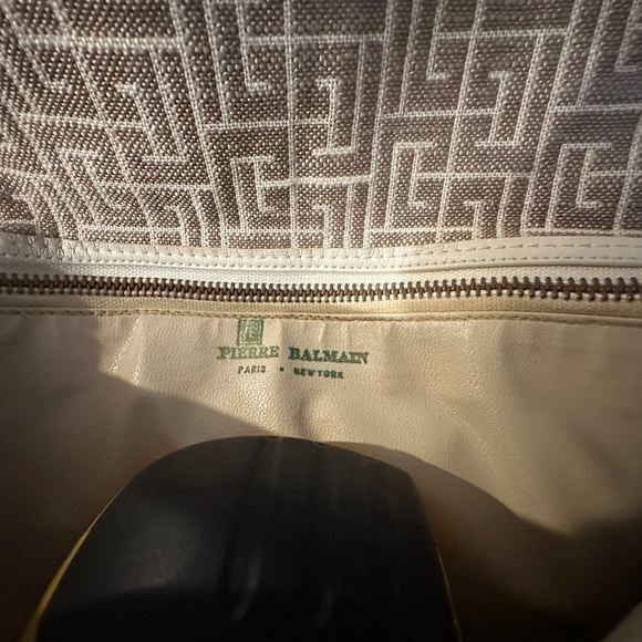 Vintage Pierre Balmain Clutch - Picture 4 of 9